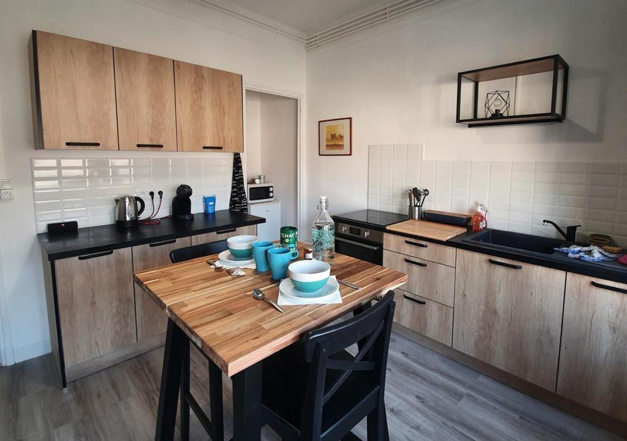 Charmant Appartement Au Coeur De Туль Екстер'єр фото