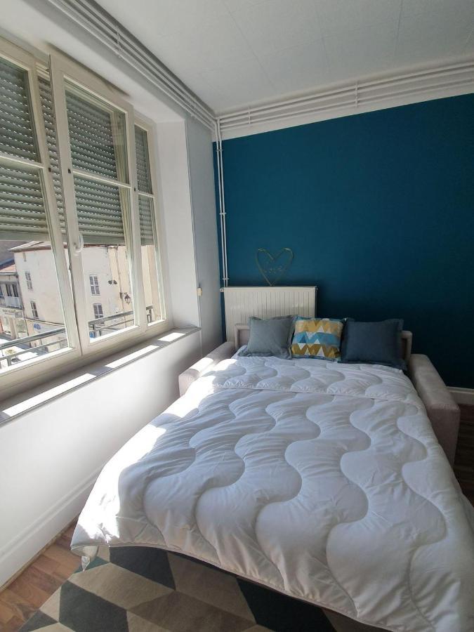 Charmant Appartement Au Coeur De Туль Екстер'єр фото